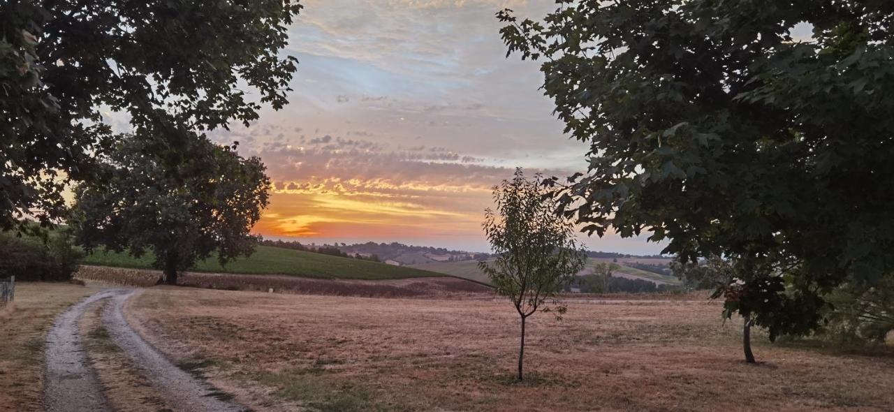 Les Hauts De Grazac, Chambres Et Tables D'Hotes Grazac  Luaran gambar